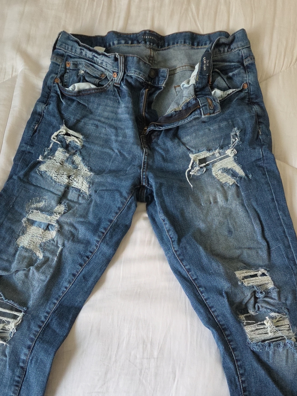 Aeropostale Men's Ripped Blue Slim Jeans